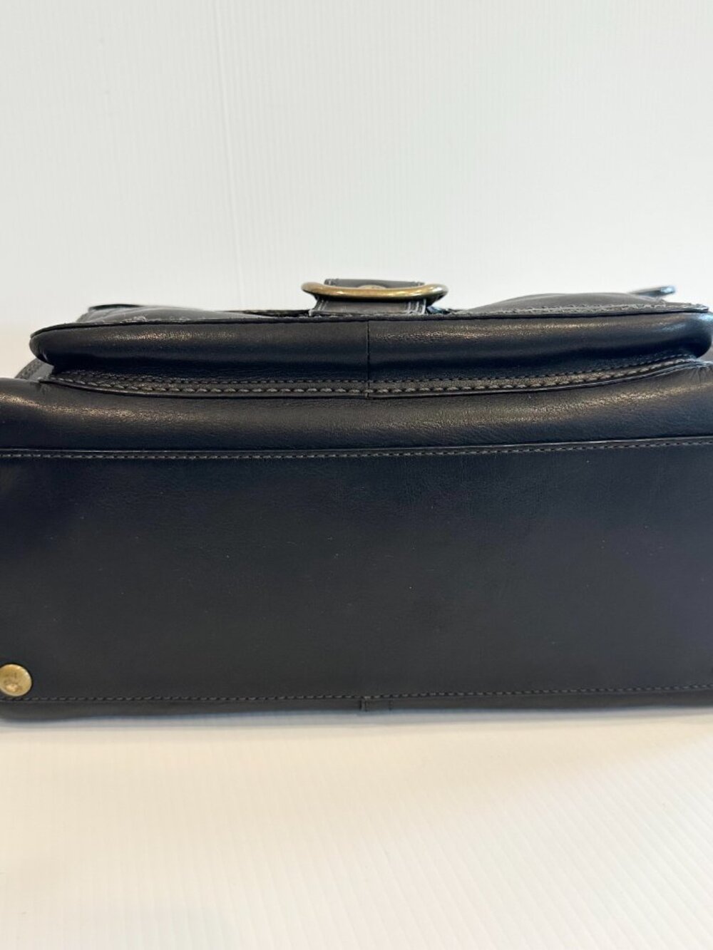Coach Black Leather Shoulder Bag with Coin Pouch - Picture 6 of 16